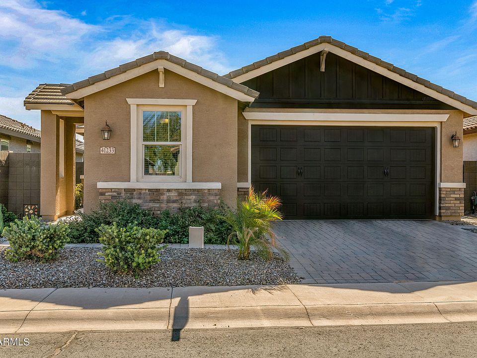 1st image of 41233 W CARLISLE Lane