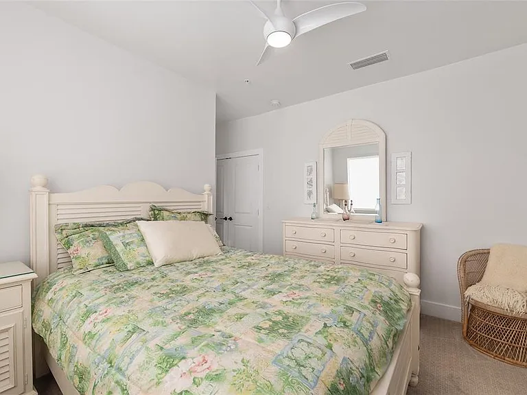 2601 SW Williston Rd #106 — Photo 56