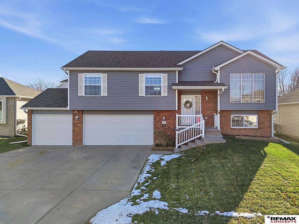 1st image of 2825 Omalley Dr