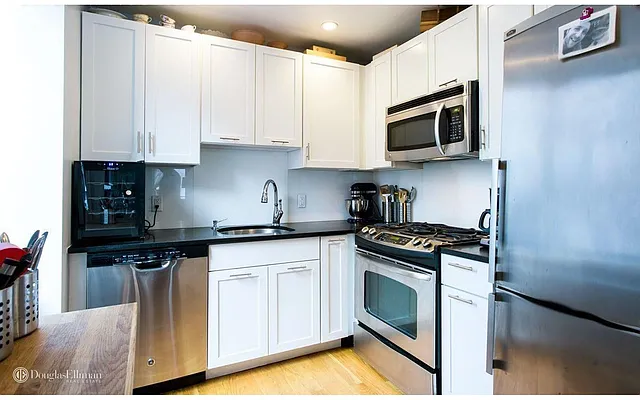 Rented by Douglas Elliman | media 23