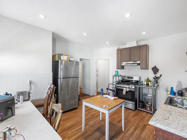 36 Fountain Ave #3 — Photo 8