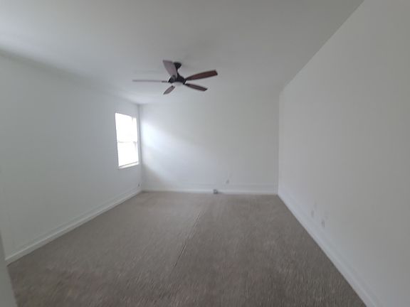 4th image of 2903 Doggett Dr