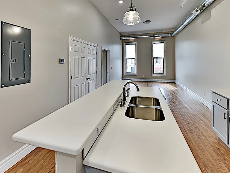 105 E Center St #1 — Photo 6
