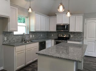 2930 W Elm St, Denison, TX 75020
