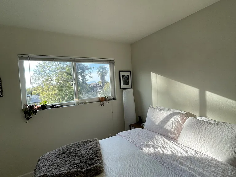 1306 Martin Luther King Jr Way #2F — Photo 13