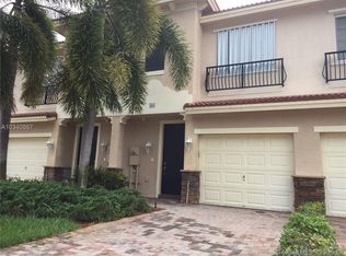 201 Las Brisas Cir #201, Weston, FL 33326