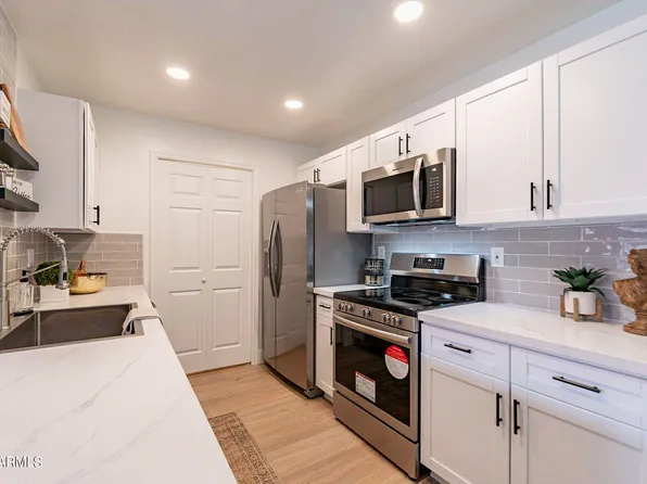 623 W Guadalupe Road #266, Mesa, AZ 85210