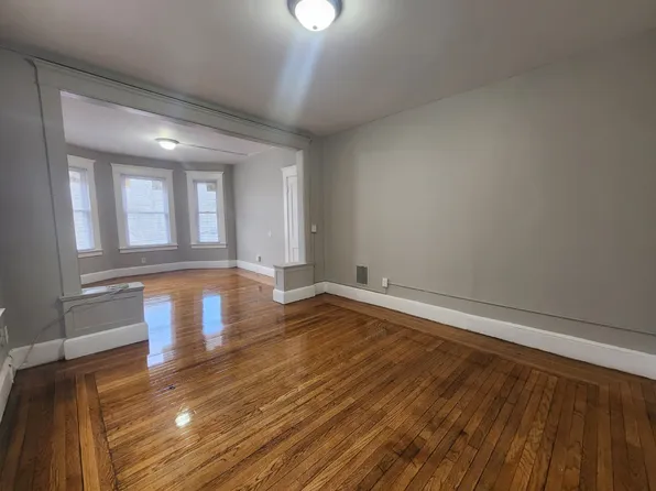 121 Greenwood St #22, New Haven, CT 06511