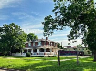 307 S Academy St, Geneva, AL 36340