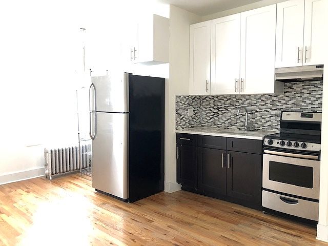 1st image of 292 Midwood St #B99