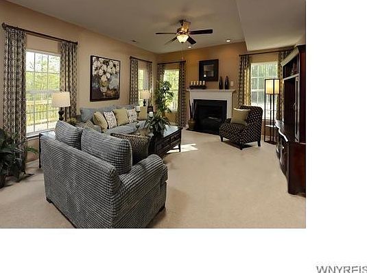 3rd image of 5 Conway Cir