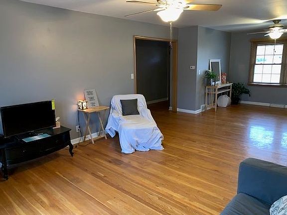 Formal Living/Dining Room