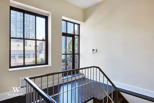 Rented by Warburg | media 22