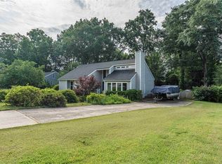 1401 S Woodstream Rd, Columbia, SC 29212