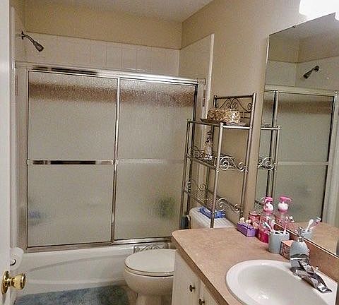 7- Bathroom