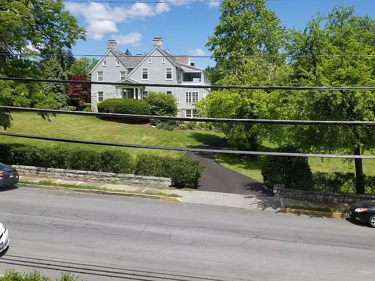 350 Fairmont Ave — Photo 131