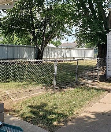 4th image of 1232 SW 37th St