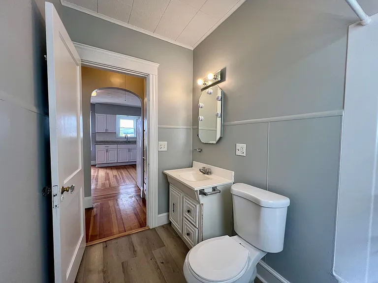 833 Main St #2F — Photo 15