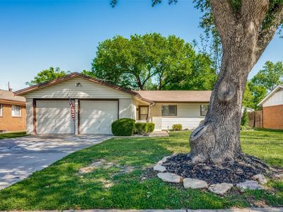 709 Brookfield Dr, Hurst, TX, 76053