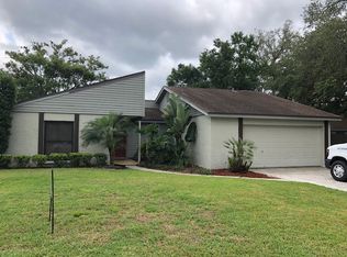 908 Samy Dr, Tampa, FL 33613