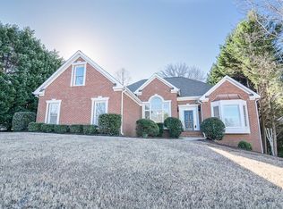 635 Links View Dr, Buford, GA 30518