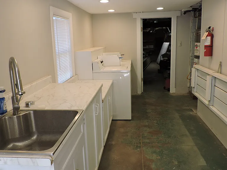 2220 L St #12 — Photo 13