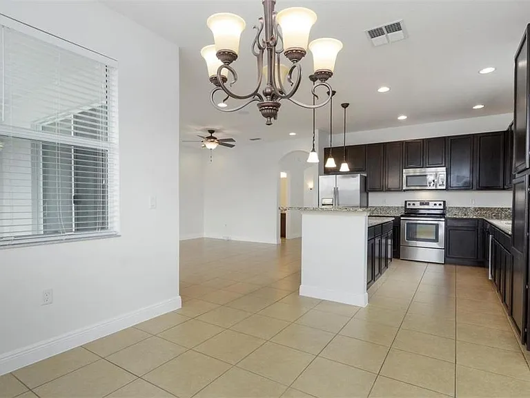 4475 Biscayne Breeze Way — Photo 11