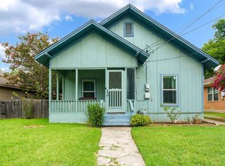 405 Ritchey St, Gainesville, TX 76240