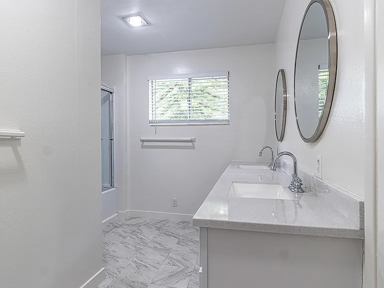 4130 Vinton Ave — Photo 20