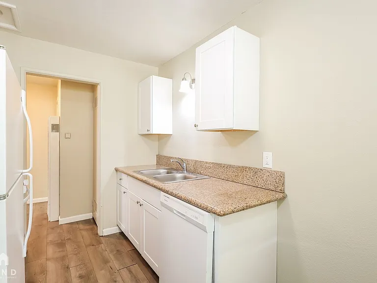 466 Capitol Hill Ave #1 — Photo 10