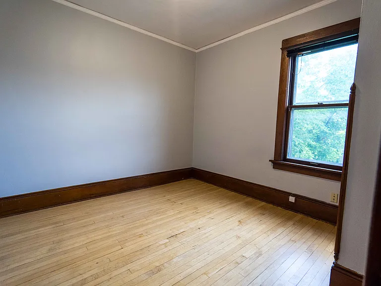 2942 N Newhall St #2942 — Photo 12