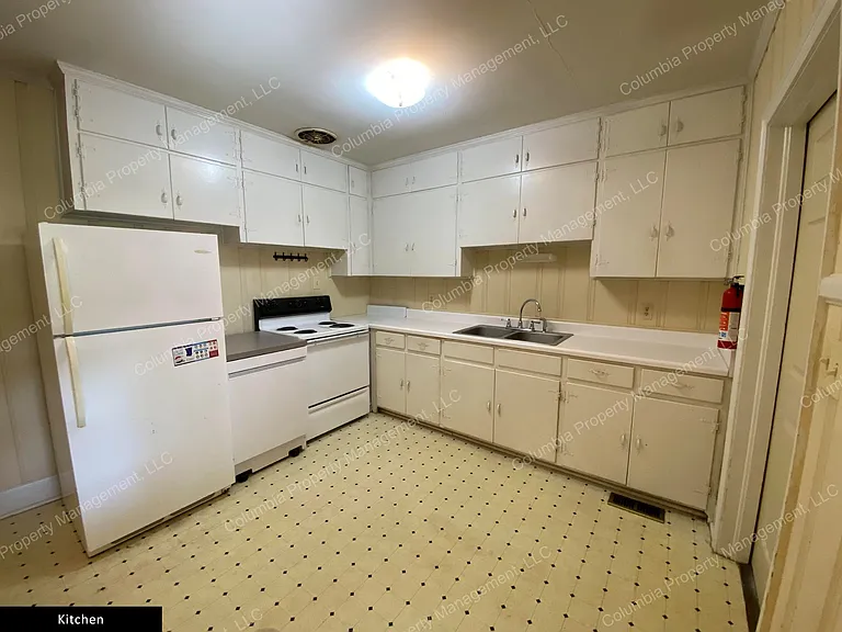 1538 Lonsford Dr — Photo 4