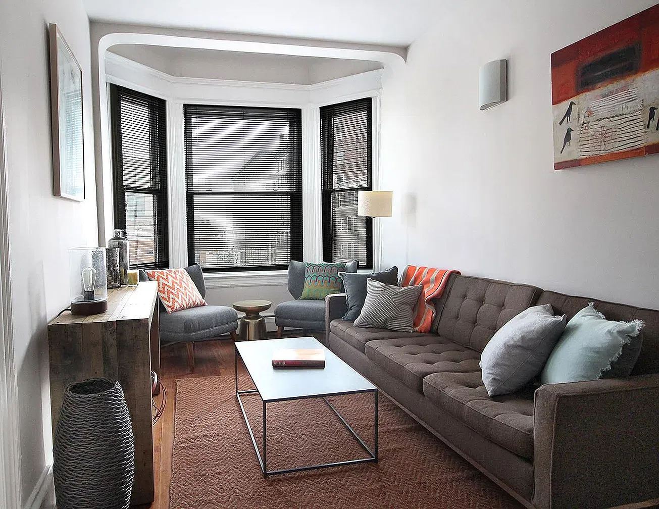 203 E Hanover St — Photo 2
