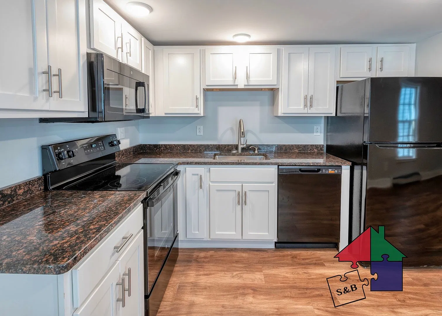 166 N. Winooski Ave — Photo 3