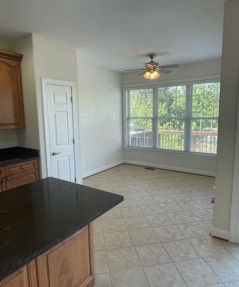 200 Cross Keys Pl — Photo 9