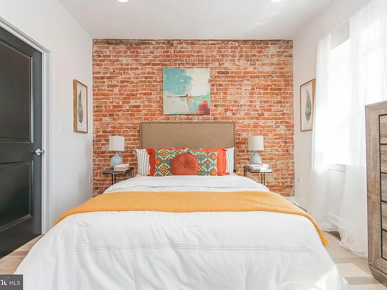 1319 McKean St — Photo 21