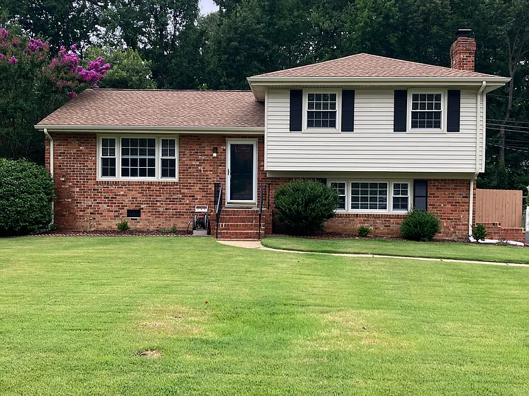 2206 Milbank Rd — Photo 1