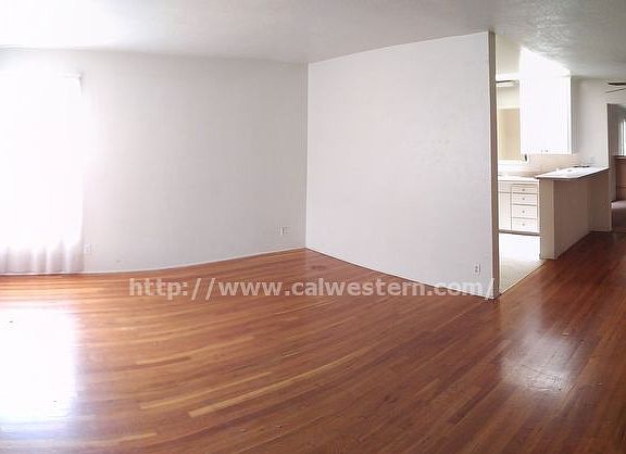 3rd image of 424 N 21st St