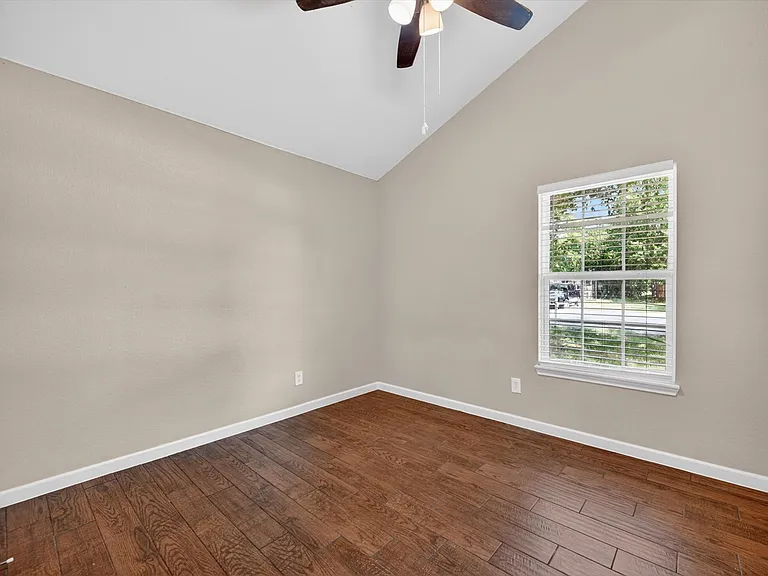 2908 Mistywood Ln — Photo 6