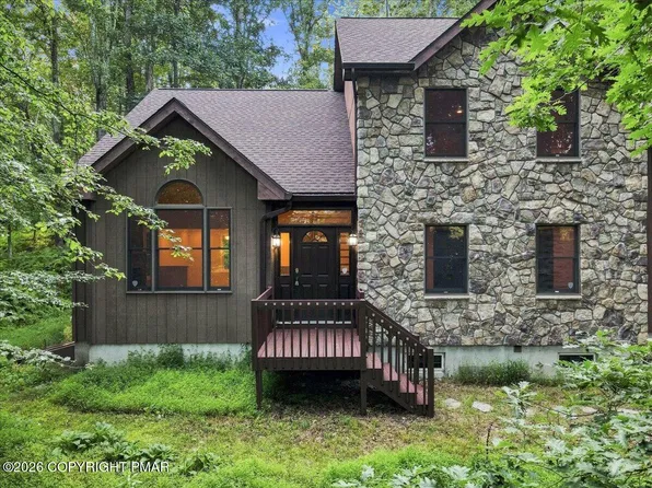 5110 Oak Ln, Canadensis, PA 18325