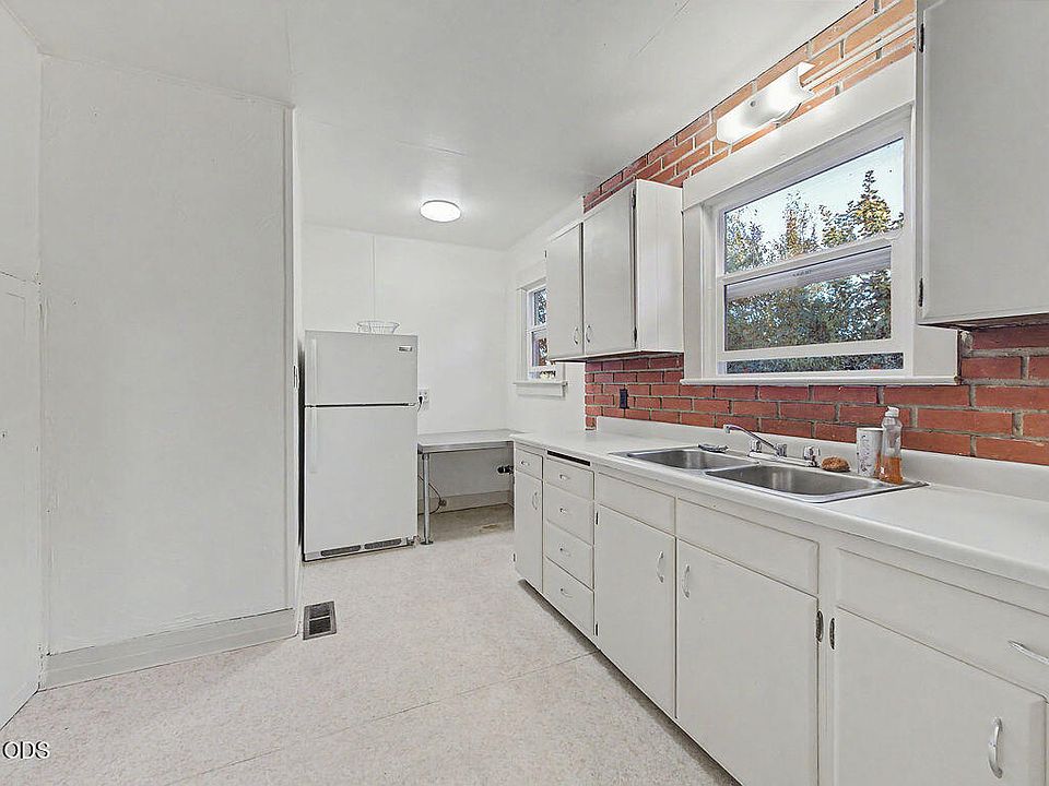 7th image of 1012 N 8th St