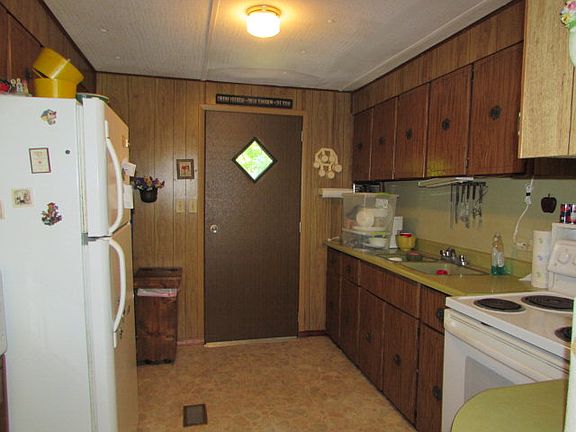 5th image of 444 Westward Pike