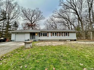 1421 N Hacker Rd, Howell, MI 48843