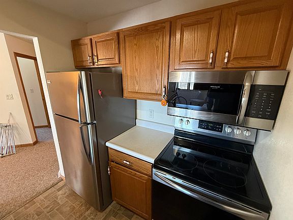 3rd image of 1501 3rd St SW APT 216