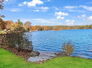 8 Bumpy Ln, Methuen, MA 01844