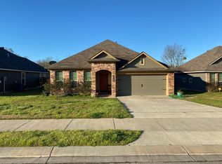 3745 Mariposa Ct, Bryan, TX 77808