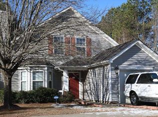 101 Willowbrook Dr, Durham, NC 27703