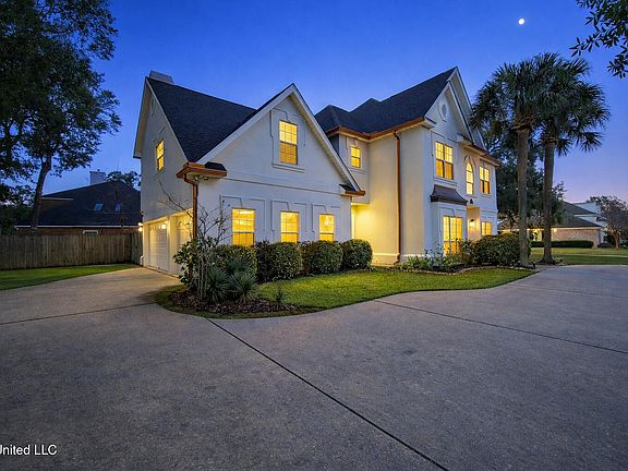 3rd image of 2026 Bent Oaks Blvd