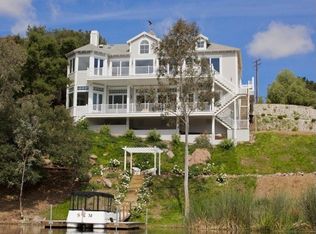 2086 Trentham Rd, Westlake Village, CA 91361