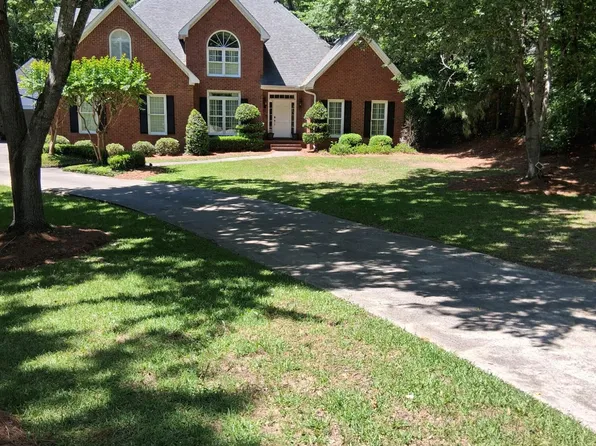 105 Kenilworth Ct, Macon, GA 31210
